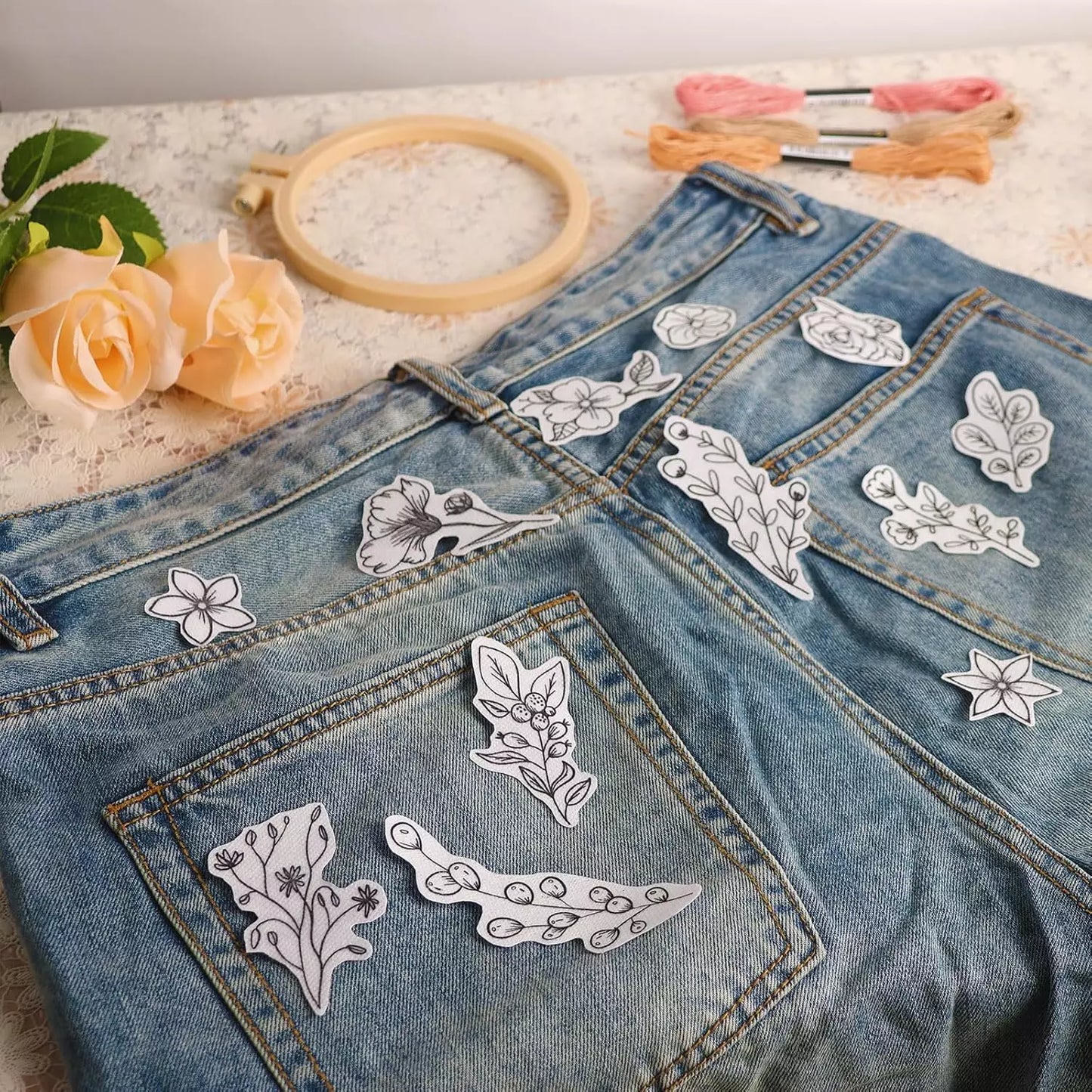 MODELE PENTRU BRODERIE HAINE