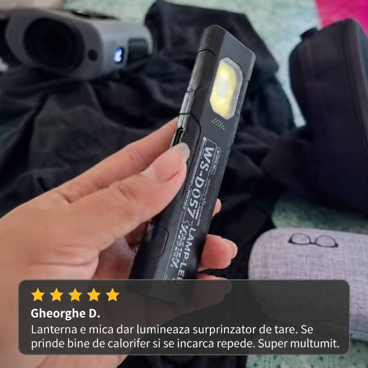 Lanternă LED Reîncărcabilă Compactă